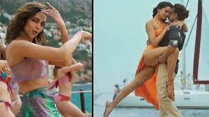 CBFC ने दिखाई हरी झंडी, नहीं हटेगा बेशरम रंग गाने से भगवा बिकिनी वाला सीन