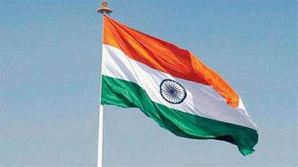 बस्तर में ‘हर घर तिरंगा’ अभियान का भव्य आगाज: बिहान की दीदियों ने थामा नेतृत्व, हजारों तिरंगे फहराए