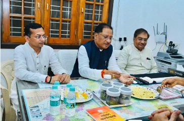 जीएसटी सुधार की विस्तारपूर्वक समीक्षा: जनता और उद्यमों के लिए क्या है बदलाव