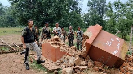 DRG और ITBP को मिली बड़ी सफलता, नारायणपुर में नक्सलियों का बड़ा स्मारक ध्वस्त