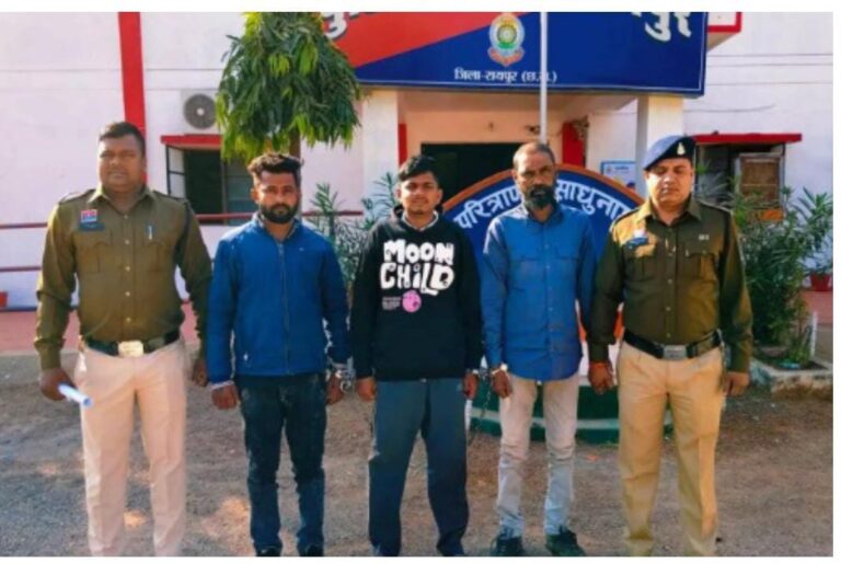 अभनपुर में गांजा तस्करी का खुलासा: 15.75 किलो गांजा और Swift Dzire कार जब्त, दुर्ग के 3 तस्कर गिरफ्तार
