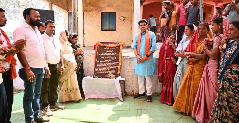 सरकार आधारभूत ढांचे को मजबूत करने लगातार काम कर रही- मंत्री टंक राम वर्मा