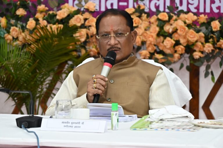 सौम्य मुख्यमंत्री साय का सख्त रूख ,कोरिया के सहायक आयुक्त को किया निलंबित