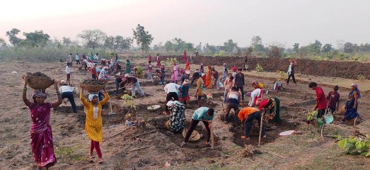 नरेगा से बदल रही मुंगेली के गांवों की तस्वीर
