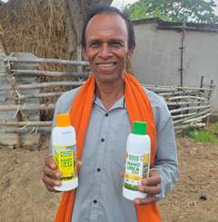 किसान देवचरण भगत वैज्ञानिक खेती अपनाकर बेहतर परिणाम प्राप्त कर रहे, किसानों का नैनो यूरिया पर बढ़ रहा भरोसा