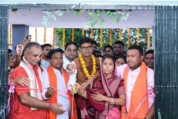 मिनी स्टेडियम, सांस्कृतिक शेड और सीसी रोड क्षेत्रवासियों को किए समर्पित