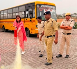 विद्यार्थियों की सुरक्षा को लेकर गरियाबंद में विशेष अभियान: 30 स्कूल बसों की जांच, 45 संचालकों को नोटिस