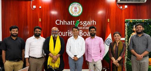 चित्रोत्पला फिल्म सिटी के विकास, फिल्म पर्यटन को बढ़ावा देने और छत्तीसगढ़ को राष्ट्रीय-अंतरराष्ट्रीय फिल्म निर्माण के आकर्षक गंतव्य के रूप में विकसित करने पर हुई विस्तृत चर्चा