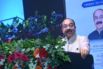 उप मुख्यमंत्री मंत्री अरुण साव ने स्पोर्ट्स कॉन्क्लेव का किया शुभारंभ