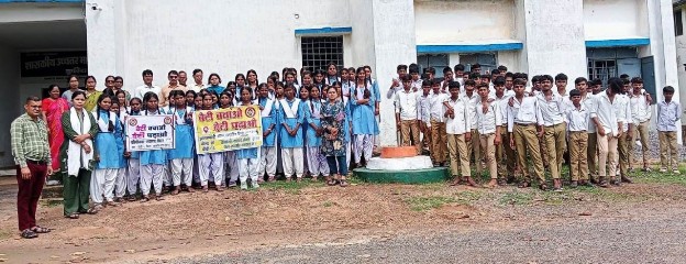 बेटी बचाओ-बेटी पढ़ाओ अभियान को मिली नई ताकत, जांजगीर-चांपा में बालिकाओं को दिया गया आत्मरक्षा प्रशिक्षण