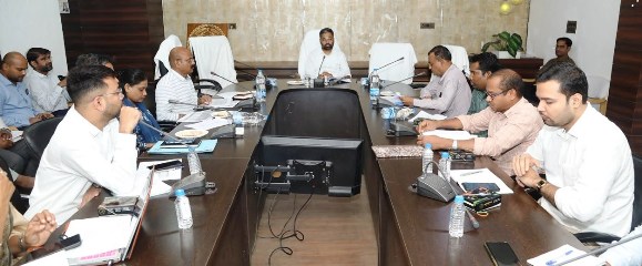 मलेरिया से मौतों पर सख्त हुए कलेक्टर, हाई अलर्ट पर स्वास्थ्य विभाग; आश्रम-छात्रावासों में होगा विशेष स्वास्थ्य परीक्षण अभियान