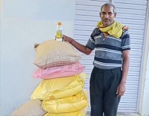 समय पर मिला खाद-बीज, सीमांत किसान नरेन्द्र सिंह की खेती को मिली नई रफ्तार