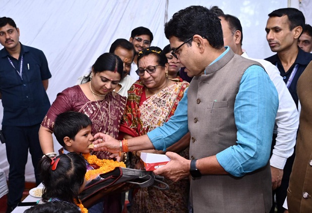 शिक्षा के साथ संस्कारों का समावेश ही समृद्ध छत्तीसगढ़ की नींव- मंत्री टंक राम वर्मा