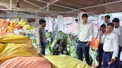 बालोद में कृषि विभाग की बड़ी कार्रवाई: अवैध कृषि सामग्री भंडारण और पैकेजिंग यूनिट सील, हजारों पैकेट और मशीनें जब्त