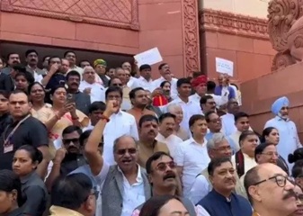 विपक्ष संसद से भाग रहा, सड़कों पर कर रहा राजनीतिक तमाशा : सांसद बृजमोहन अग्रवाल