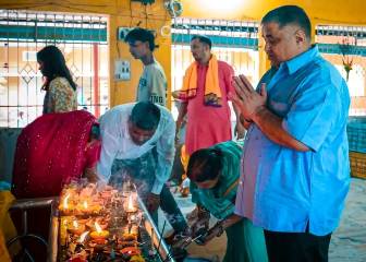 मंत्री राजेश अग्रवाल ने लखनपुर के प्राचीन शिव मंदिर में विधिवत पूजा-अर्चना कर प्रदेशवासियों के सुख, शांति, समृद्धि एवं आरोग्य की कामना