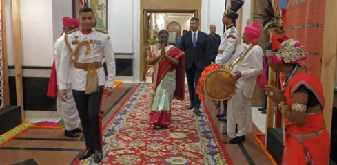राष्ट्रपति भवन तक पहुंची धमतरी के सरईटोला की मांदरी की गूंज, छत्तीसगढ़ की आदिवासी लोककला ने देशभर में बिखेरा रंग