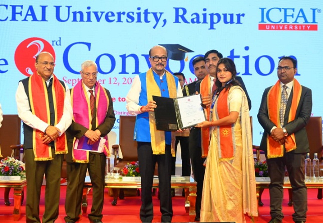डिजिटल एडिक्शन आज किसी भी अन्य एडिक्शन से अधिक खतरनाक – राज्यपाल रमेन डेका