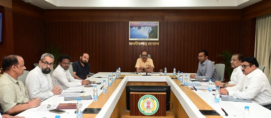 तकनीकी वस्त्र उद्योग में छत्तीसगढ़ तलाशेगा नई संभावनाएं, शिक्षा से बाजार तक बनेगी कार्ययोजना